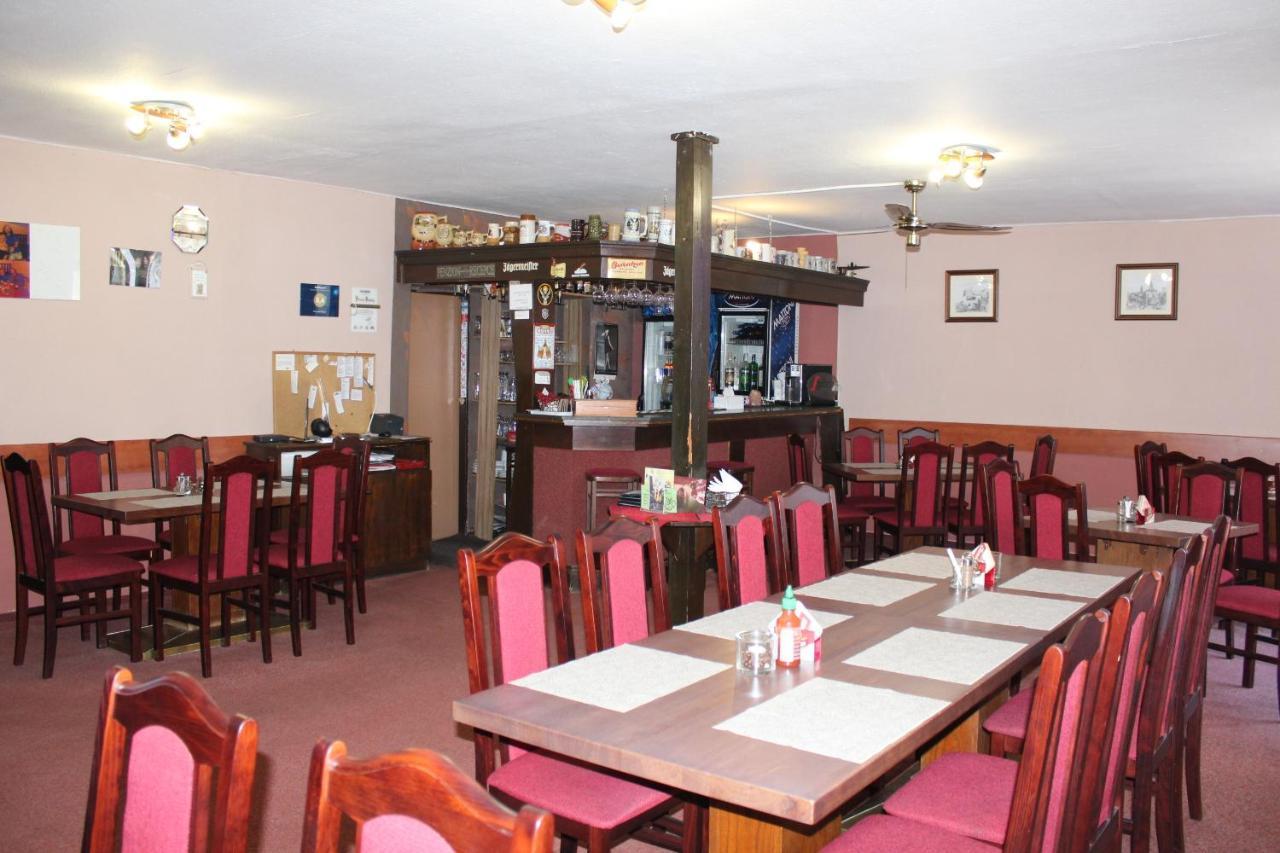 Stříbro 燕麦旅馆酒店 外观 照片